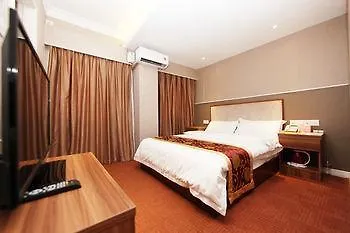 Sunny Holiday Hotel Gyogon 3*,