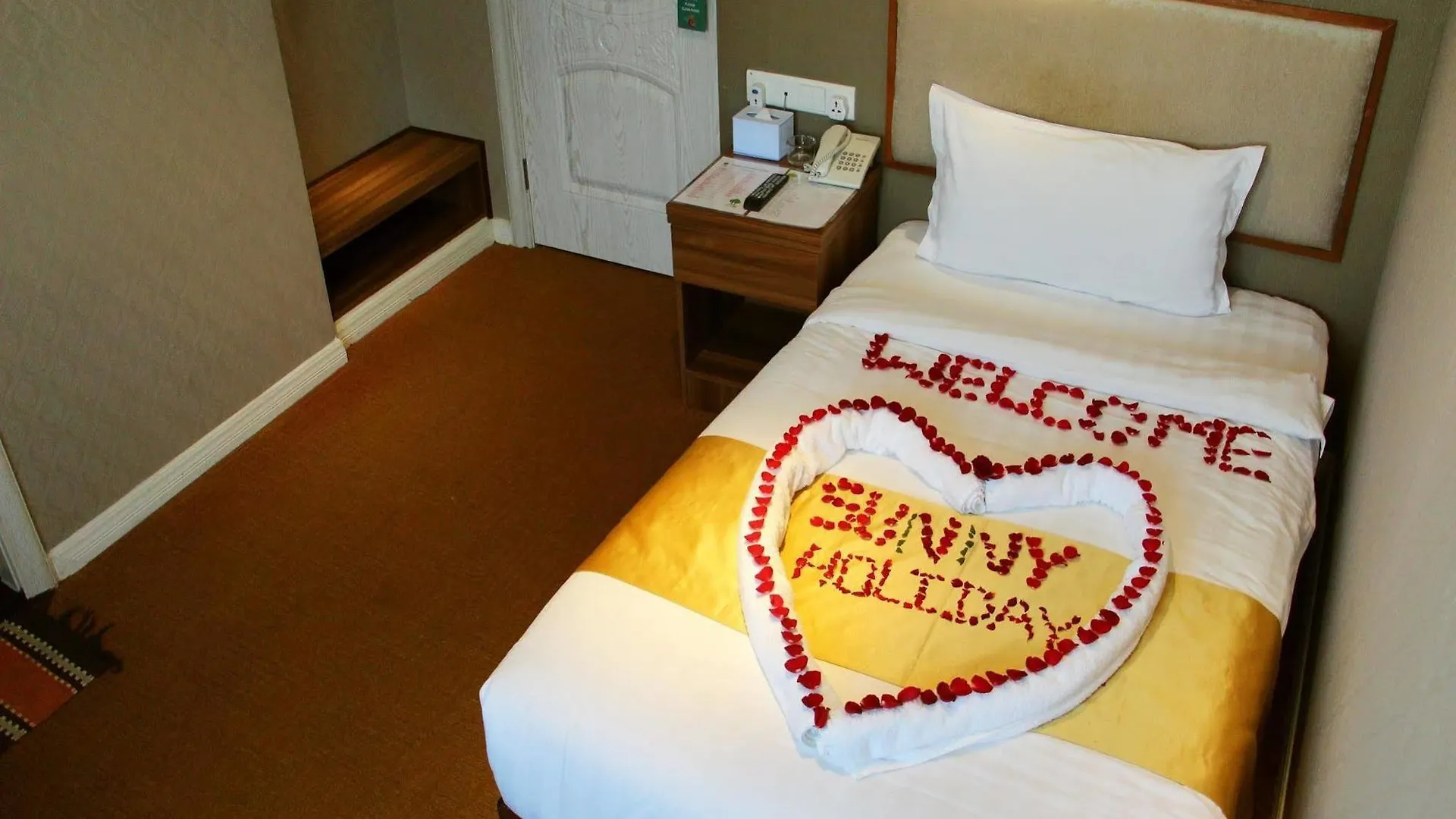 Sunny Holiday Hotel Gyogon 3*,  Myanmar