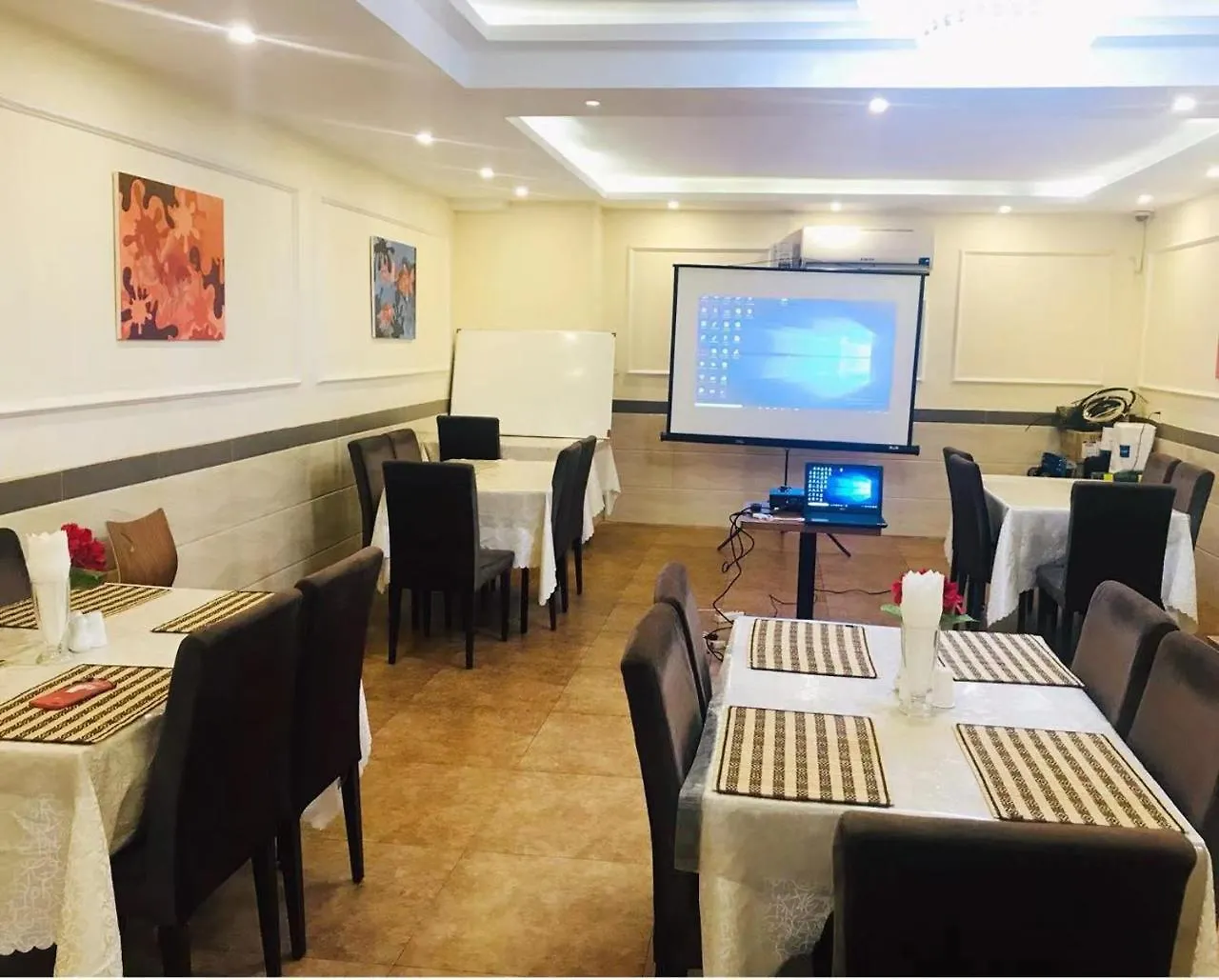 Sunny Holiday Hotel Gyogon 3*,  Myanmar